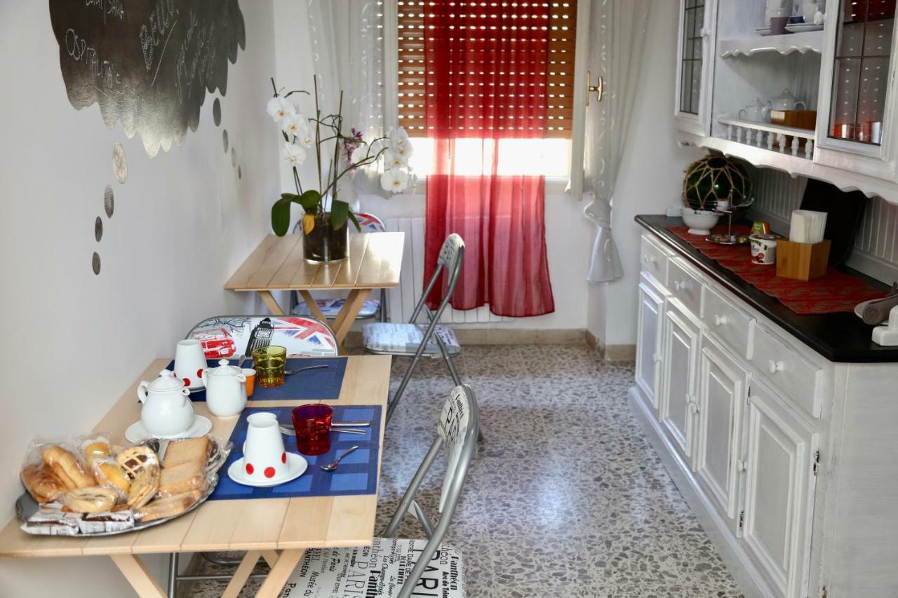 Viale Italia 41: I Migliori Anni Hotel Sassari Exterior foto