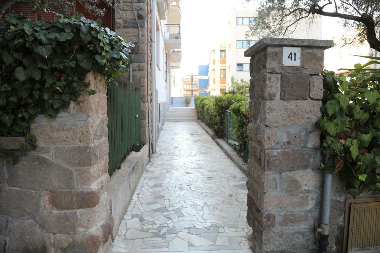 Viale Italia 41: I Migliori Anni Hotel Sassari Exterior foto